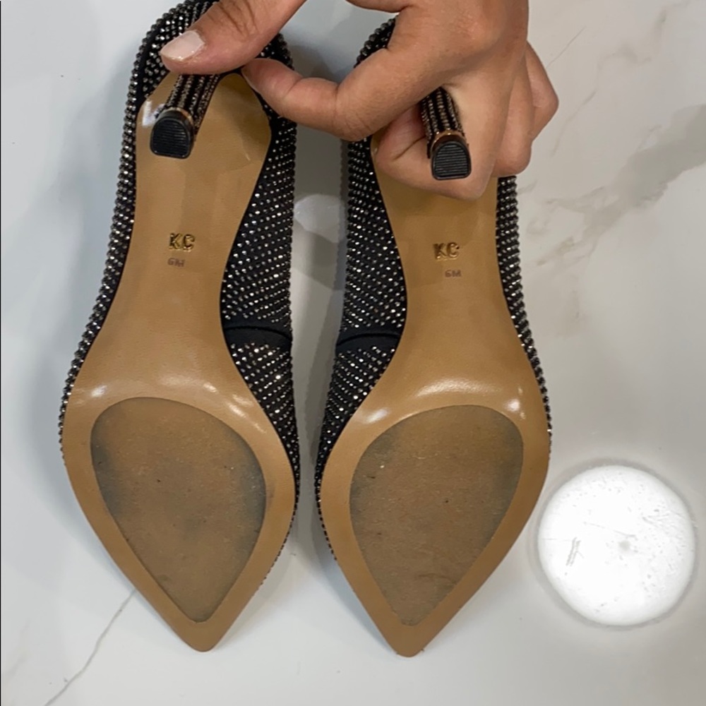 Kenneth Cole - Riley 110 Pump - Picture 7 of 7